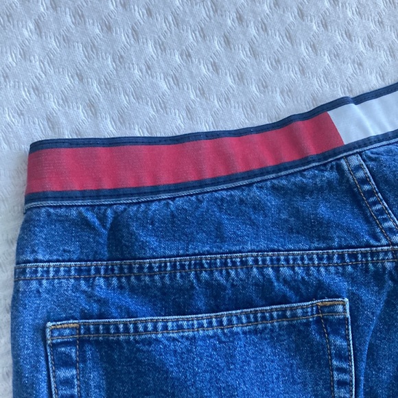 Tommy Hilfiger Jeans - Picture 7 of 10